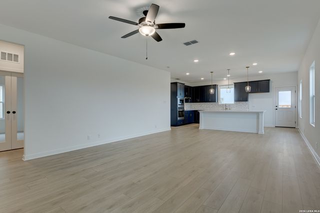 191 Peeps Ct., Adkins, TX 78101