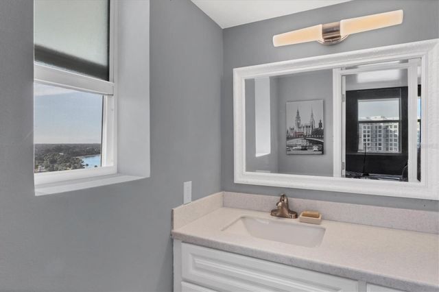 101 S GULFSTREAM AVENUE 15E, Sarasota, FL 34236