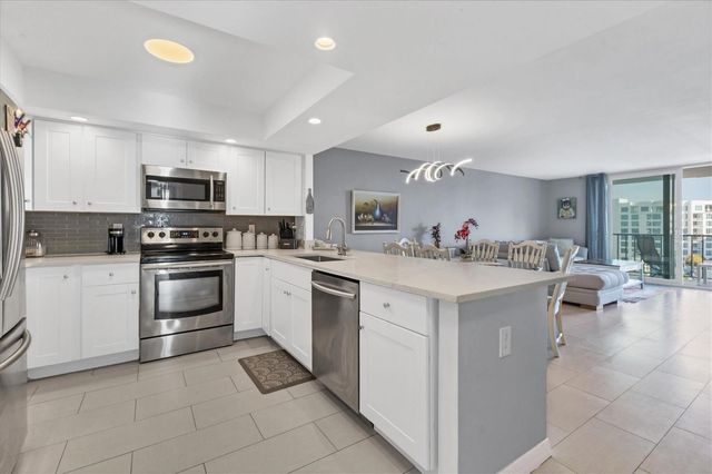 101 S GULFSTREAM AVENUE 15E, Sarasota, FL 34236