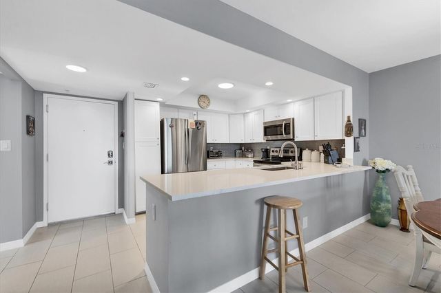101 S GULFSTREAM AVENUE 15E, Sarasota, FL 34236