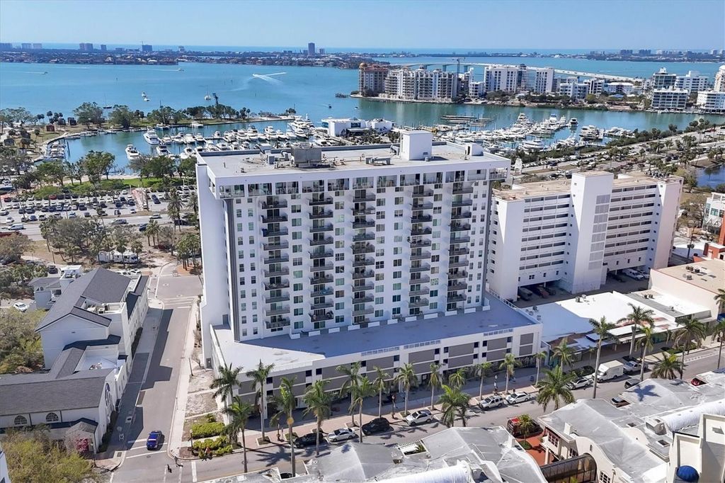 101 S GULFSTREAM AVENUE 15E, Sarasota, FL 34236