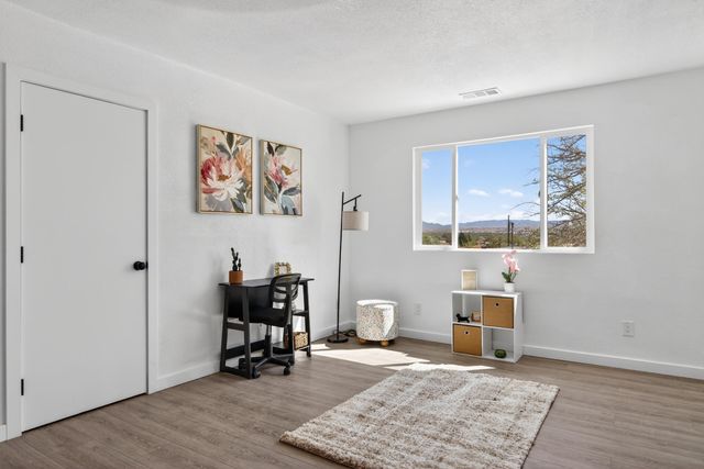 6707 Wills Way SW, Albuquerque, NM 87121