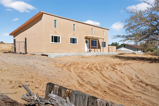 6707 Wills Way SW, Albuquerque, NM 87121