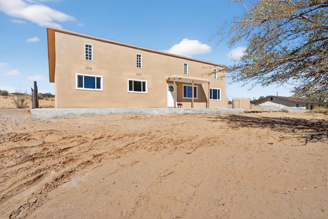 6707 Wills Way SW, Albuquerque, NM 87121