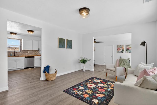 6707 Wills Way SW, Albuquerque, NM 87121