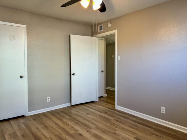 2102 5th Avenue N 5, Texas City, TX 77590