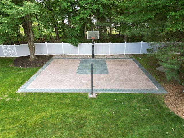 5 Wildebrook Rd, Medway, MA 02053