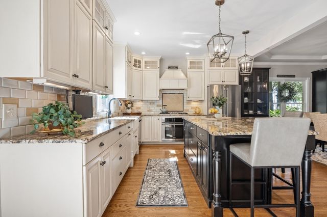 5 Wildebrook Rd, Medway, MA 02053