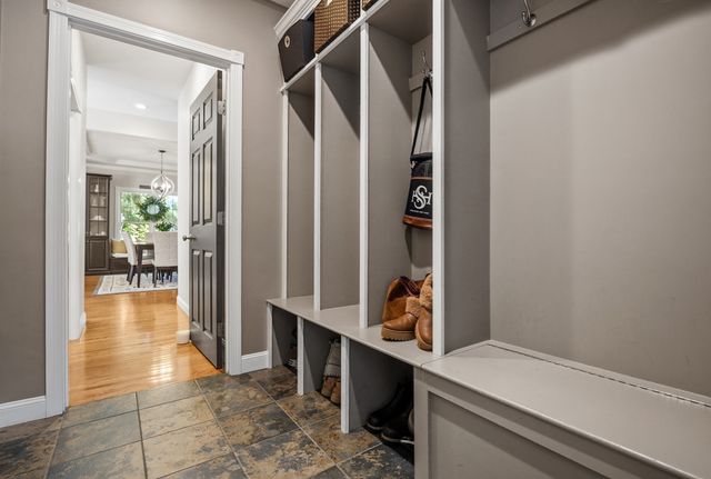 5 Wildebrook Rd, Medway, MA 02053