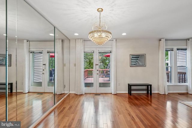 6937 COPPERBEND LN, Baltimore, MD 21209