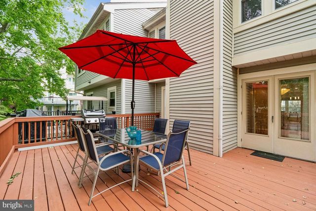 6937 COPPERBEND LN, Baltimore, MD 21209
