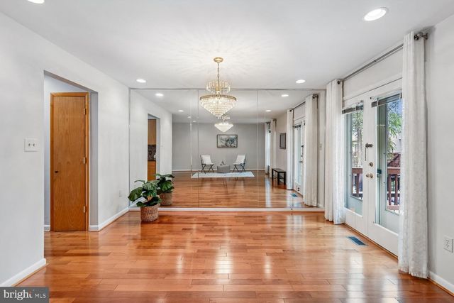 6937 COPPERBEND LN, Baltimore, MD 21209