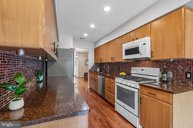 6937 COPPERBEND LN, Baltimore, MD 21209