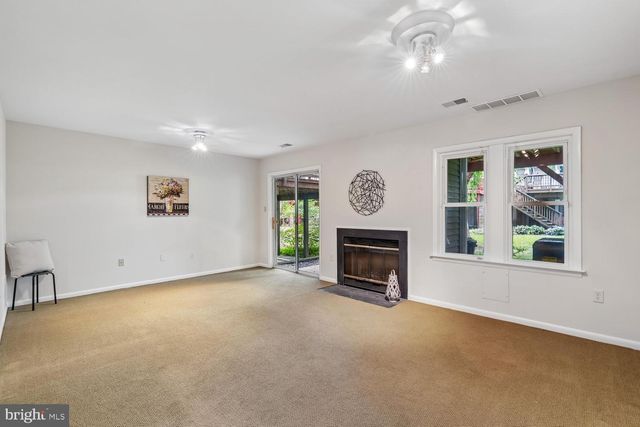 6937 COPPERBEND LN, Baltimore, MD 21209
