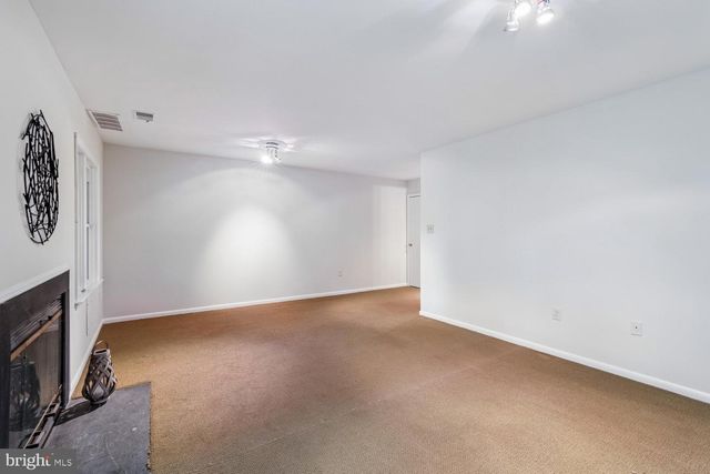6937 COPPERBEND LN, Baltimore, MD 21209