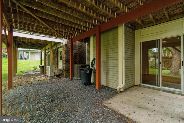6937 COPPERBEND LN, Baltimore, MD 21209