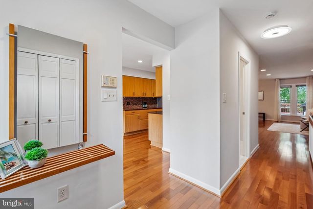 6937 COPPERBEND LN, Baltimore, MD 21209