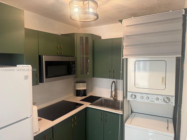 7928 Harding Ave 2, Miami Beach, FL 33141