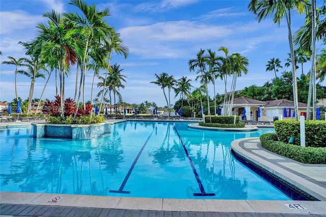 21200 The Point 403, Aventura, FL 33180