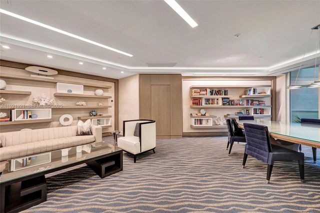 21200 The Point 403, Aventura, FL 33180