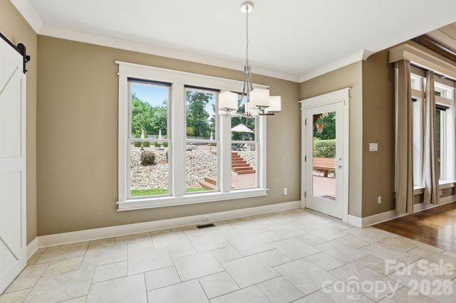 1104 Sawtooth Oak Lane, Belmont, NC 28012