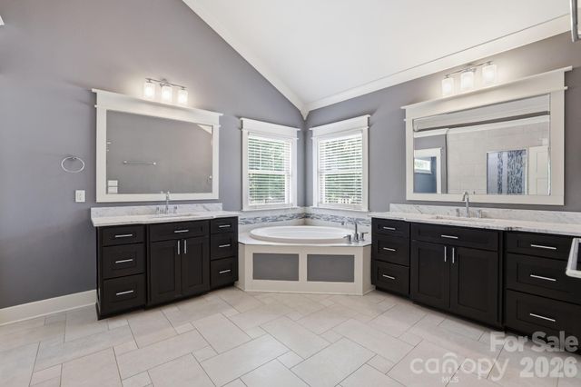1104 Sawtooth Oak Lane, Belmont, NC 28012