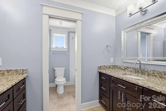 1104 Sawtooth Oak Lane, Belmont, NC 28012