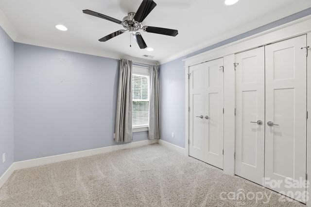1104 Sawtooth Oak Lane, Belmont, NC 28012