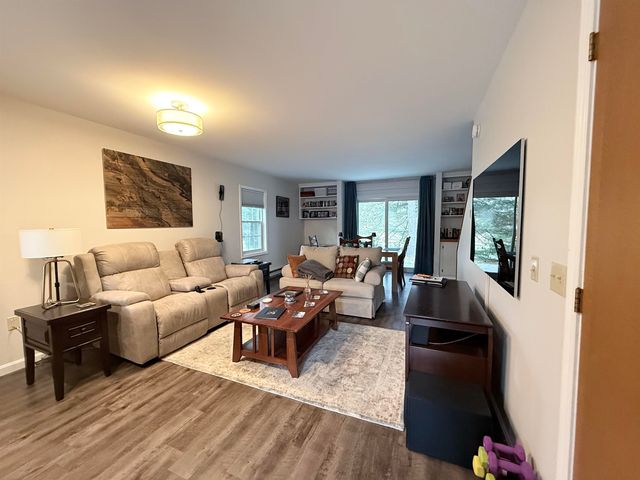 36 Brickyard Rd Unit 1, Essex Junction, VT 05452