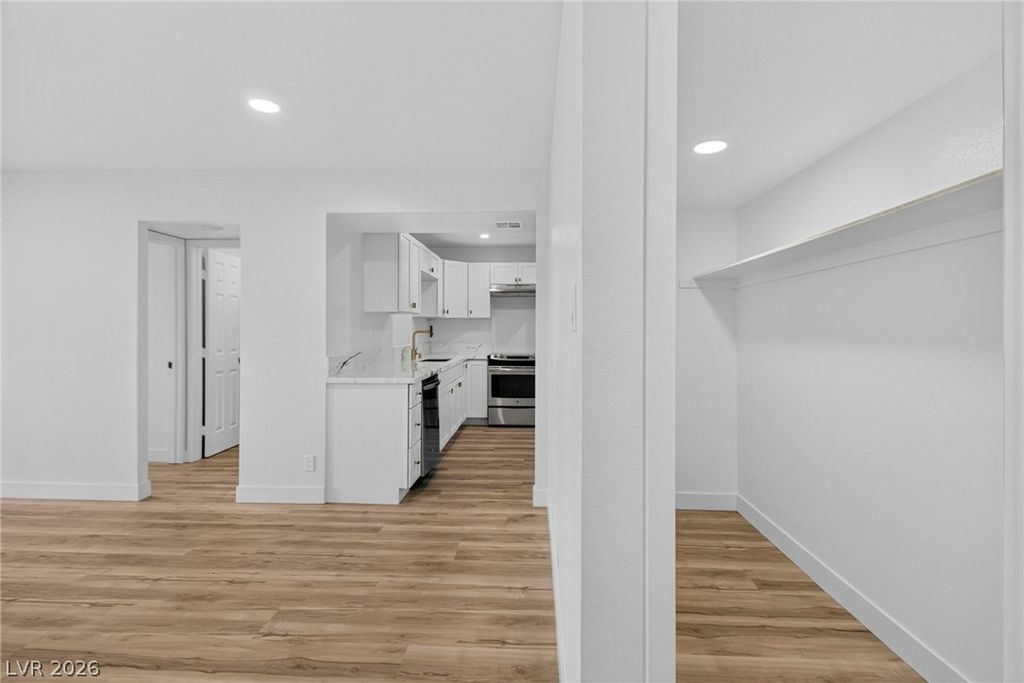 3930 University Center Drive 103, Las Vegas, NV 89119 — photo 4