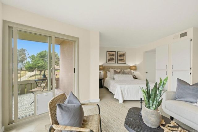 5704 Baltimore Dr. 304, La Mesa, CA 91942