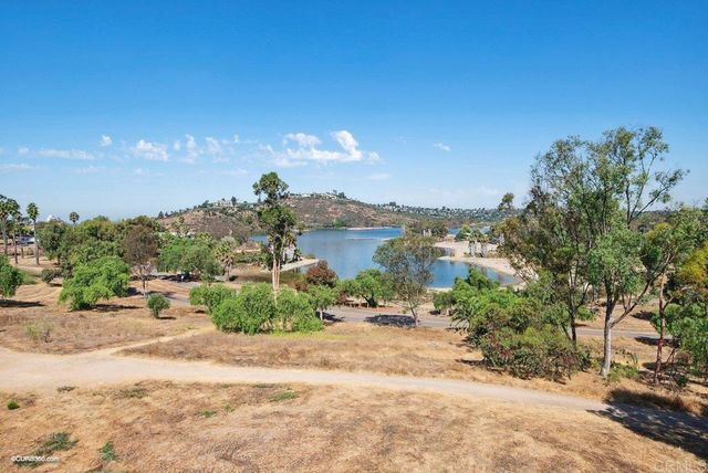 5704 Baltimore Dr. 304, La Mesa, CA 91942