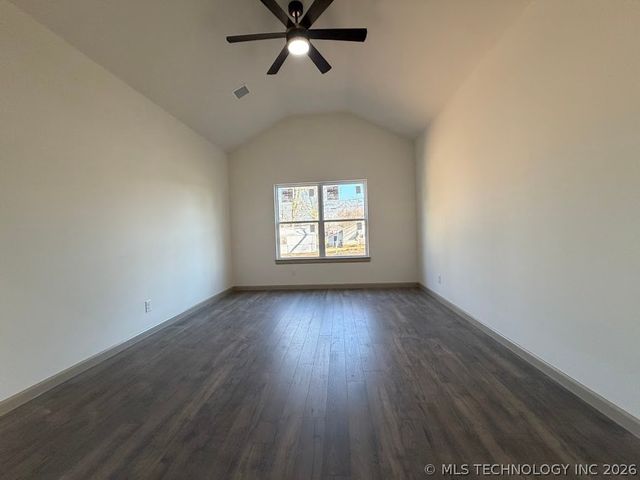 309 W Pecan Street, Coweta, OK 74429