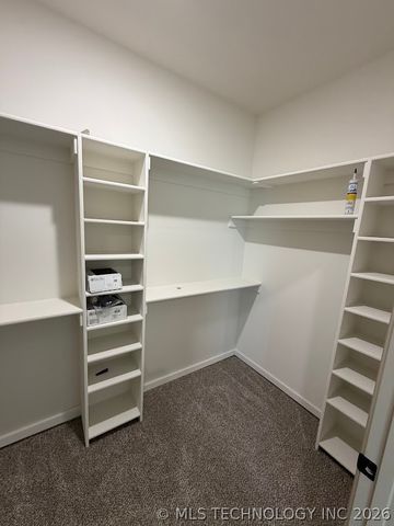 309 W Pecan Street, Coweta, OK 74429