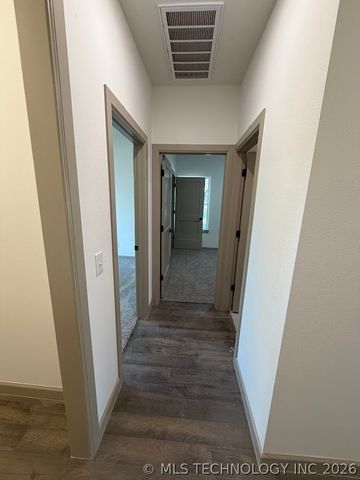 309 W Pecan Street, Coweta, OK 74429