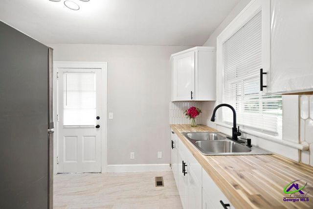 1095 Mimosa Drive, Macon, GA 31204