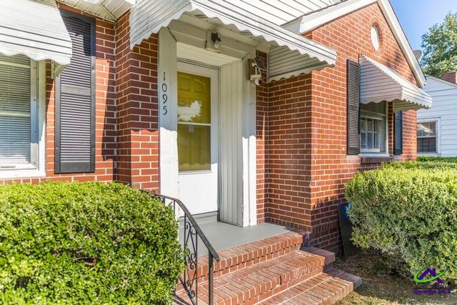 1095 Mimosa Drive, Macon, GA 31204