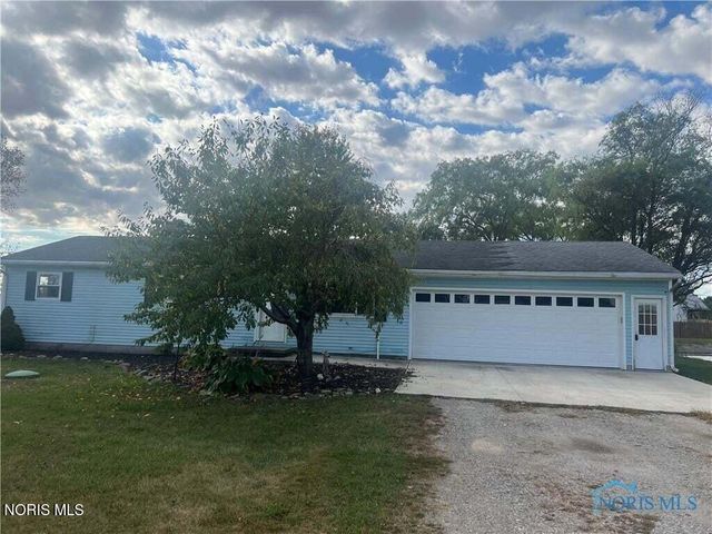 10917 Nelson Road, Bowling Green, OH 43402