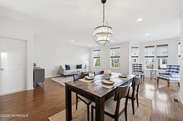 330 Princeton Court, Shrewsbury Boro, NJ 07702
