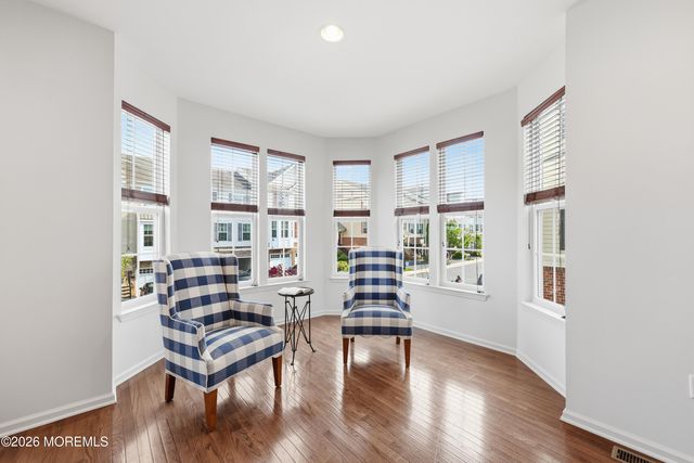 330 Princeton Court, Shrewsbury Boro, NJ 07702
