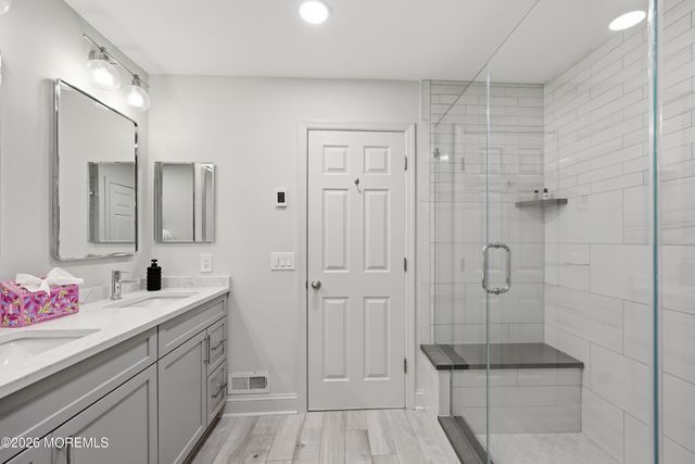 330 Princeton Court, Shrewsbury Boro, NJ 07702