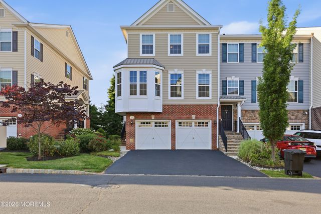 330 Princeton Court, Shrewsbury Boro, NJ 07702