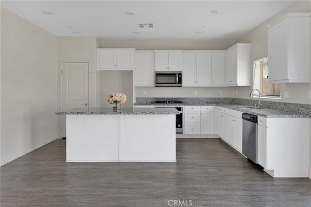 15612 Cobalt, Victorville, CA 92394