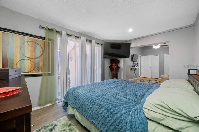 13132 CARROLLWOOD CREEK DRIVE, Tampa, FL 33624