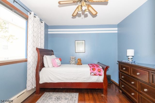 713 Dennis Pl, Linden City, NJ 07036