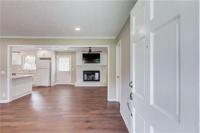 4461 S Roberts Drive, Sugar Hill, GA 30518
