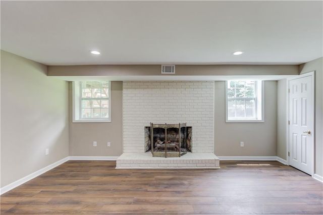 4461 S Roberts Drive, Sugar Hill, GA 30518
