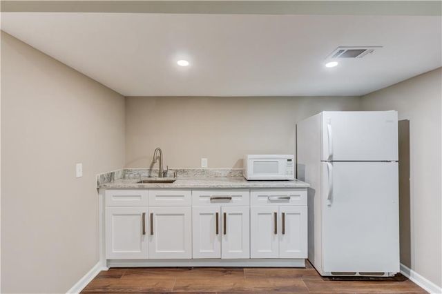 4461 S Roberts Drive, Sugar Hill, GA 30518