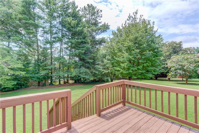 4461 S Roberts Drive, Sugar Hill, GA 30518