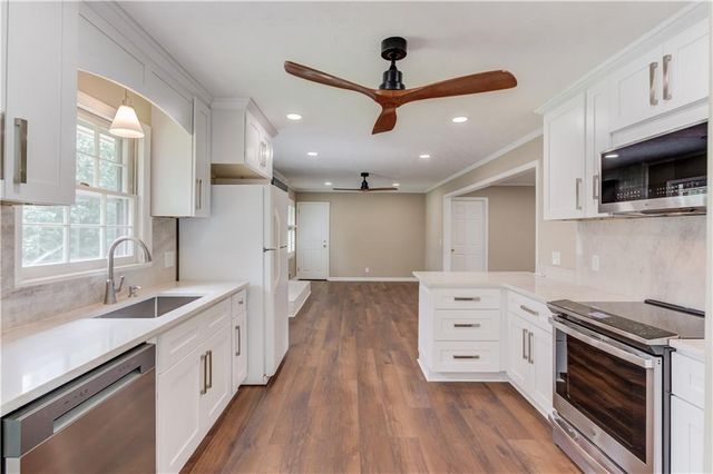 4461 S Roberts Drive, Sugar Hill, GA 30518